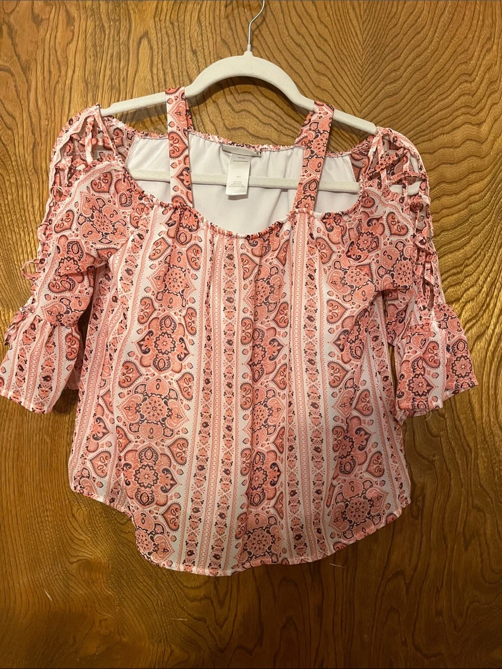 M Pink Heart Paisley Cold-Shoulder Women's Top